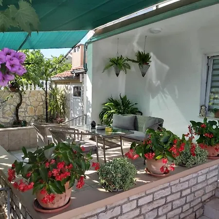 Apartament Toni
