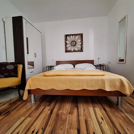 Toni * Zadar